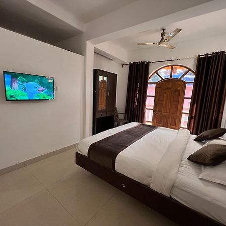 Aura Rooms & Swimming Pool, Calangute Eksteriør bilde