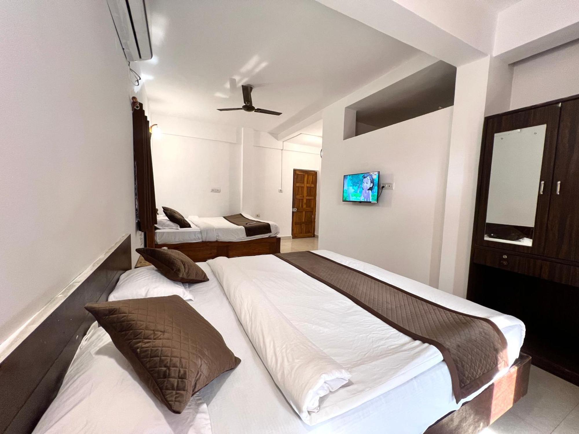 Aura Rooms & Swimming Pool, Calangute Eksteriør bilde